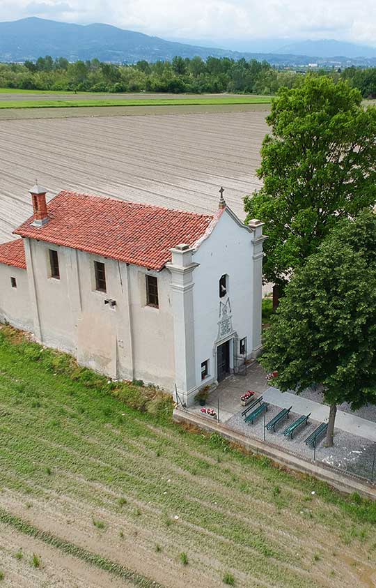 vottignasco-santuario-della-madonna-del-bosco-verticale